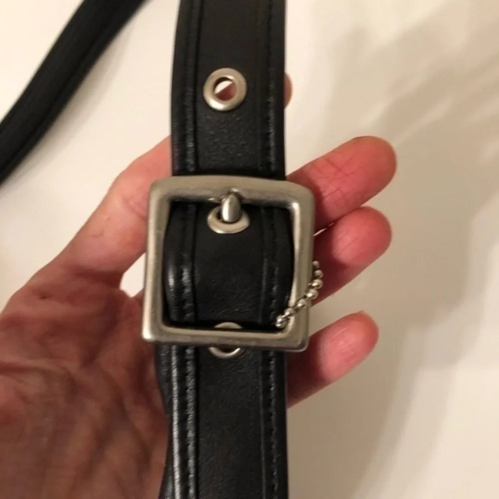 COACH Vintage black leather bag nickel hardware